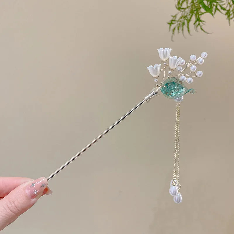 Elegant Chinese Style Hair Clip Tassel Hair Stick Traditional Floral Design Hairstyle Accessory Women Jewelry Hairpin Hairneedle