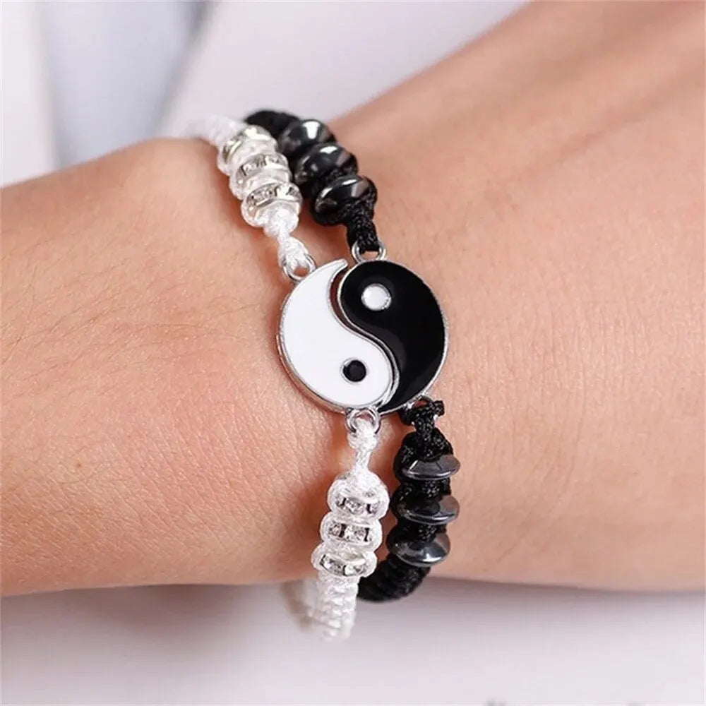 1 Set of 2 Simple Tai Chi Bagua Black and White Yin and Yang Rope Braided Telescopic Adjustment Bracelet for Men and Women Coupl