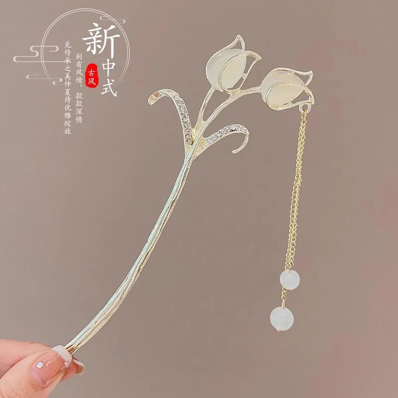 Elegant Chinese Style Hair Clip Tassel Hair Stick Traditional Floral Design Hairstyle Accessory Women Jewelry Hairpin Hairneedle