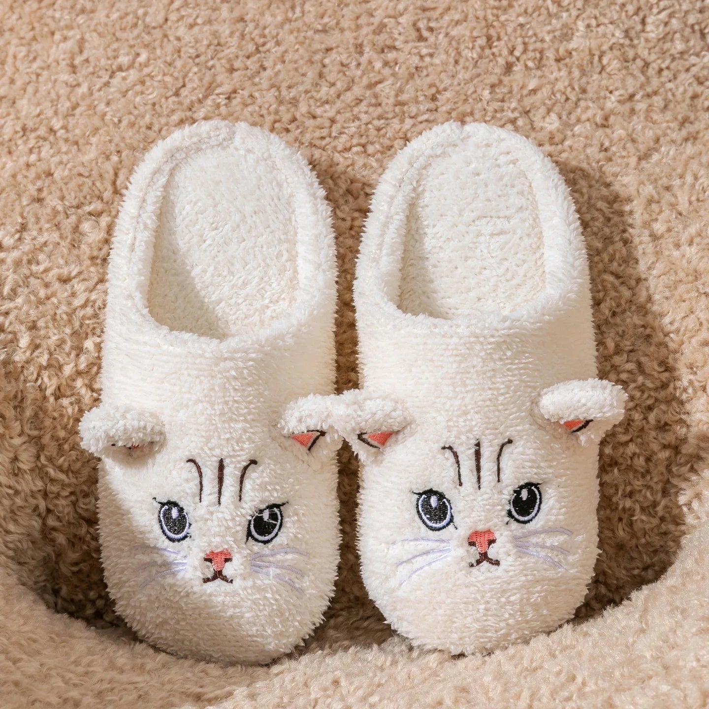 Non-Slip Soft Plush Cat Slippers for Women Men Unisex Warm Fleece House Slippers Indoor Floor Shoes Autumn Winter Home Comfort