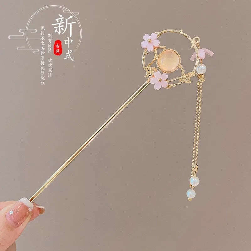 Elegant Chinese Style Hair Clip Tassel Hair Stick Traditional Floral Design Hairstyle Accessory Women Jewelry Hairpin Hairneedle