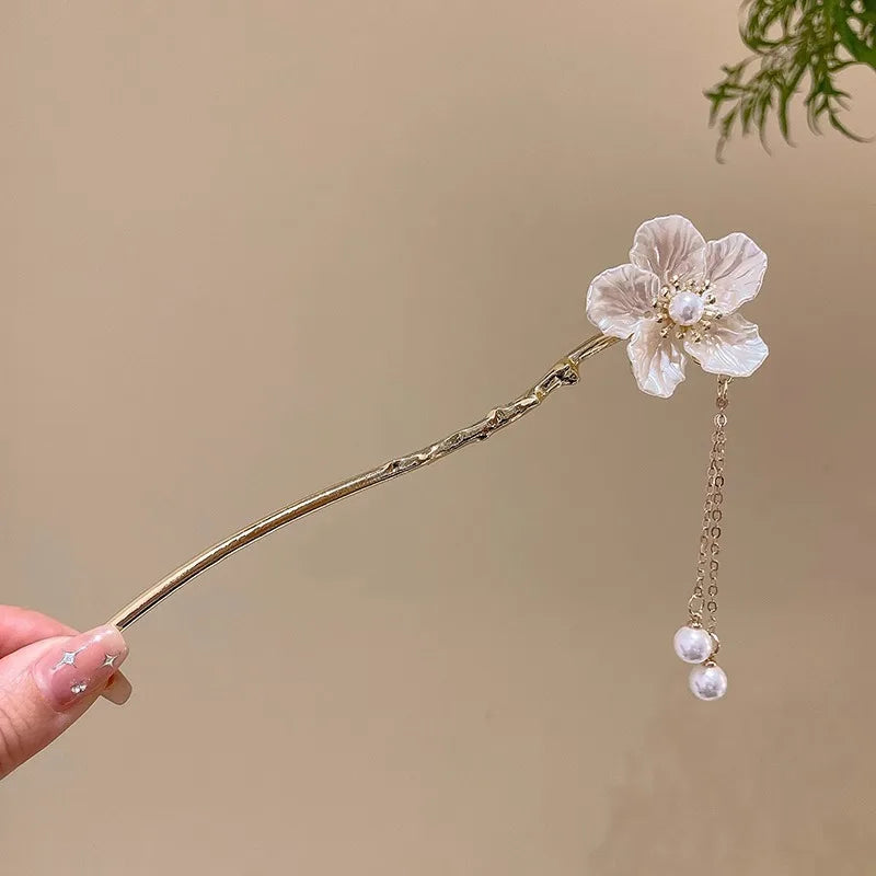 Elegant Chinese Style Hair Clip Tassel Hair Stick Traditional Floral Design Hairstyle Accessory Women Jewelry Hairpin Hairneedle